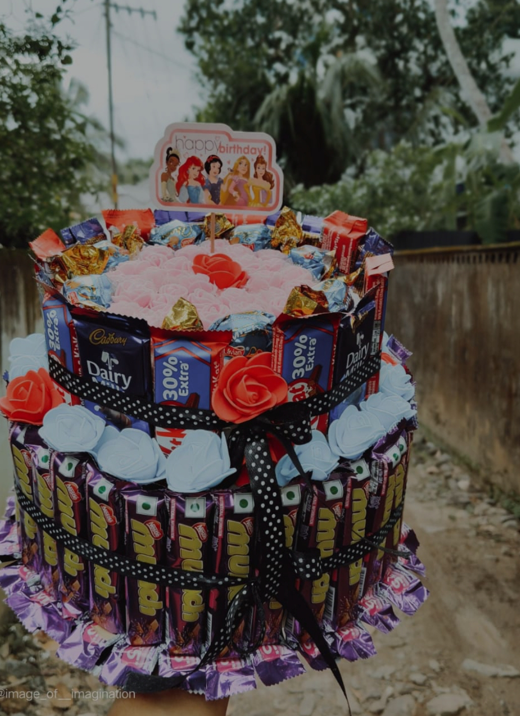 Custom gift hamper creation